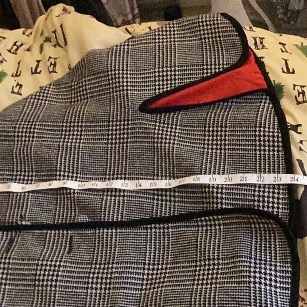 Reversible cape - Picture 13 of 13